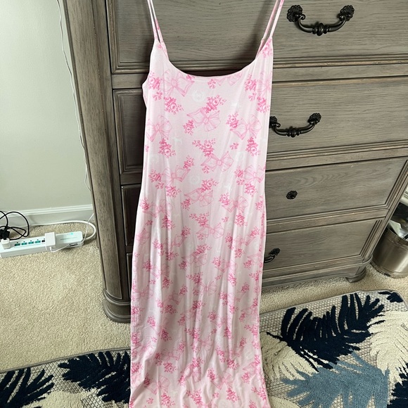 LoveShackFancy Dresses & Skirts - NEW LoveShackFancy Pink Floral Midi Dress Size M